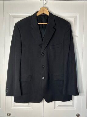 Vintage Wool Suit by Tip Top Tailors 3-Buttons in Black 44S / 39S